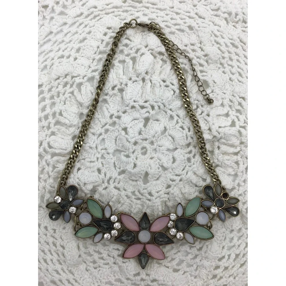 VTG Brass Floral Chunky Bib Statement Rhinestone Bold Boho Whimsical Curb Chain